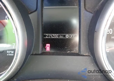 2011 Jeep Grand Cherokee Laredo из США, поврежденный, VIN 1J4RS4GG9BC505705